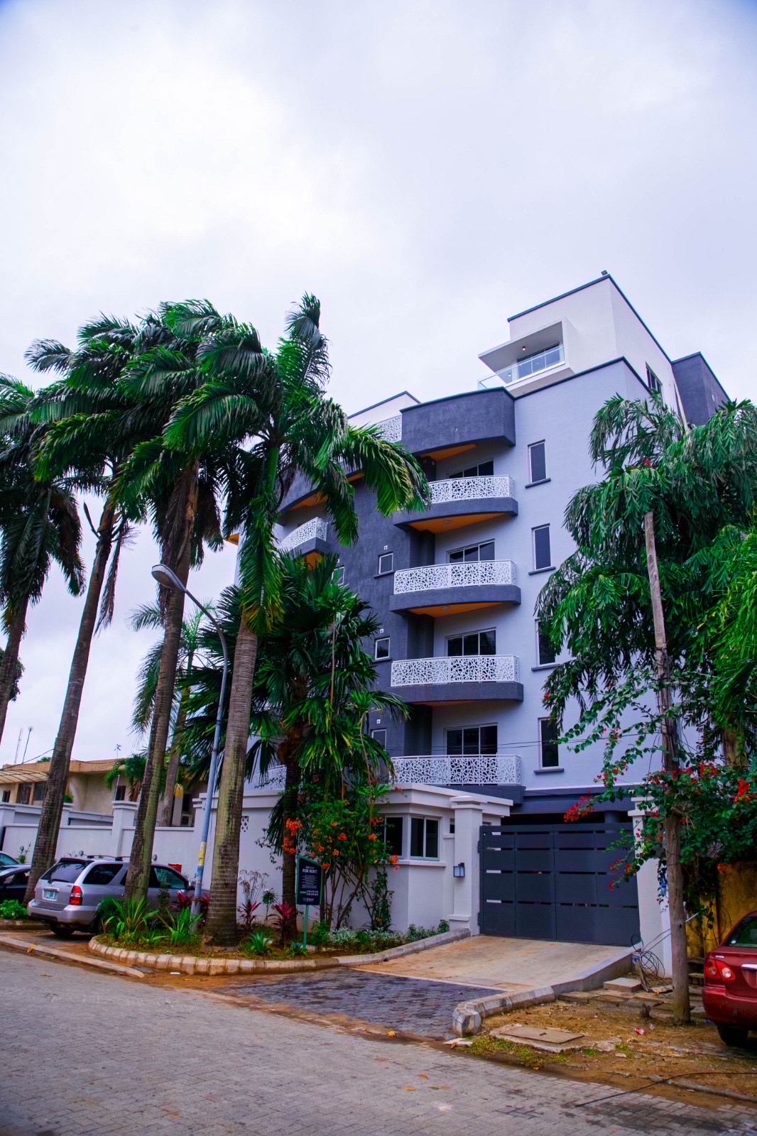 Luxury 3-Bedroom Fully Furnished Apartment