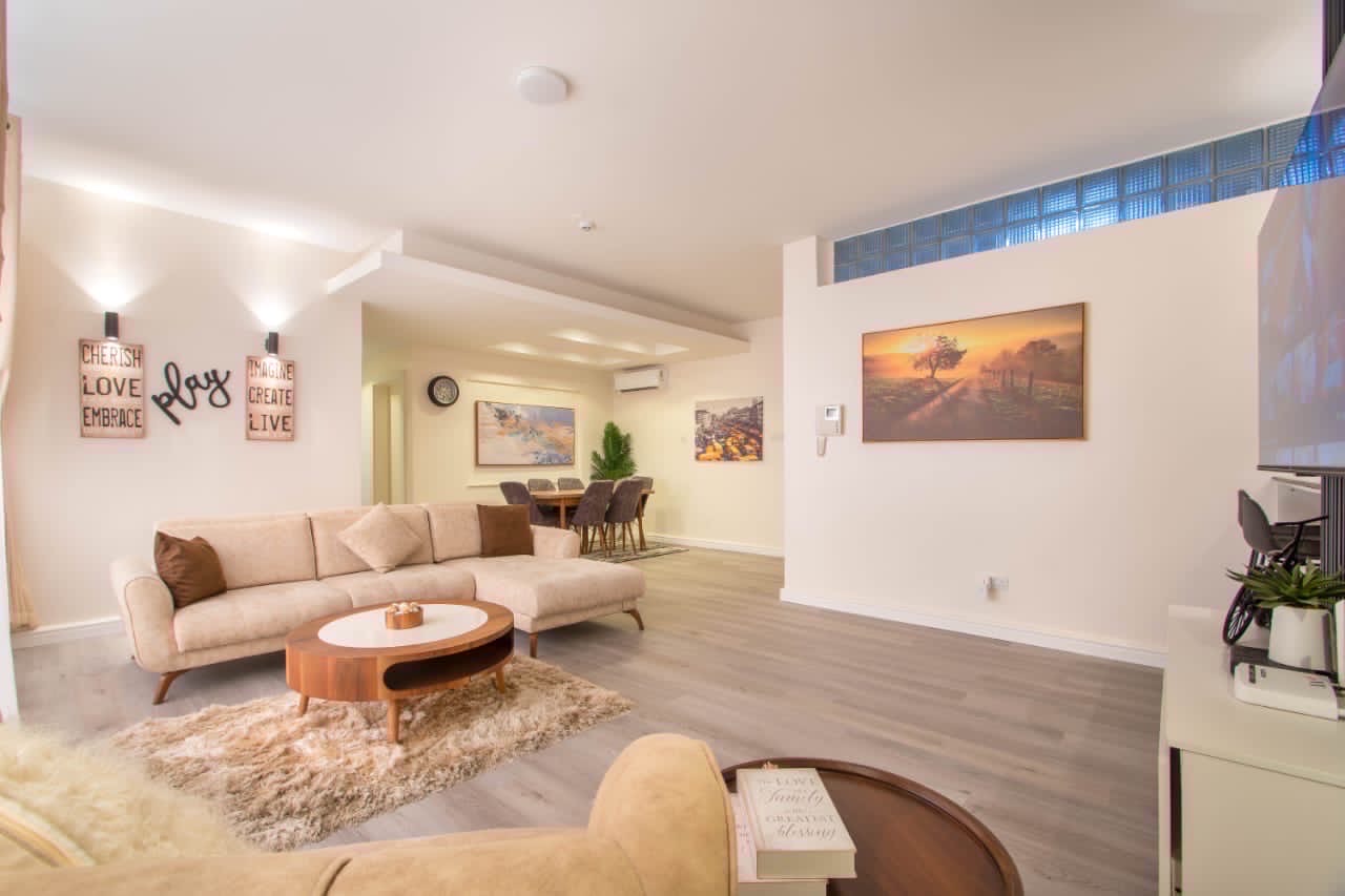 Luxury 2-Bedroom Fully Furnished Apartment