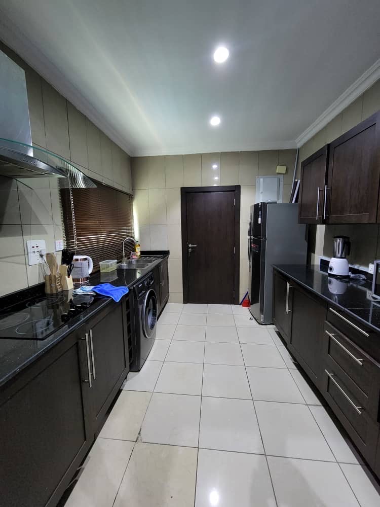 Luxury 1-Bedroom Fully Furnished Apartment