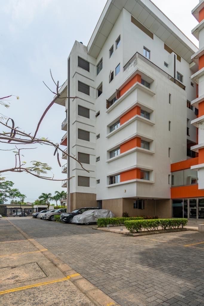 Luxury 2-Bedroom Fully Furnished Apartment